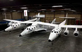 Компания Virgin Galactic отложила туристические полеты в космос